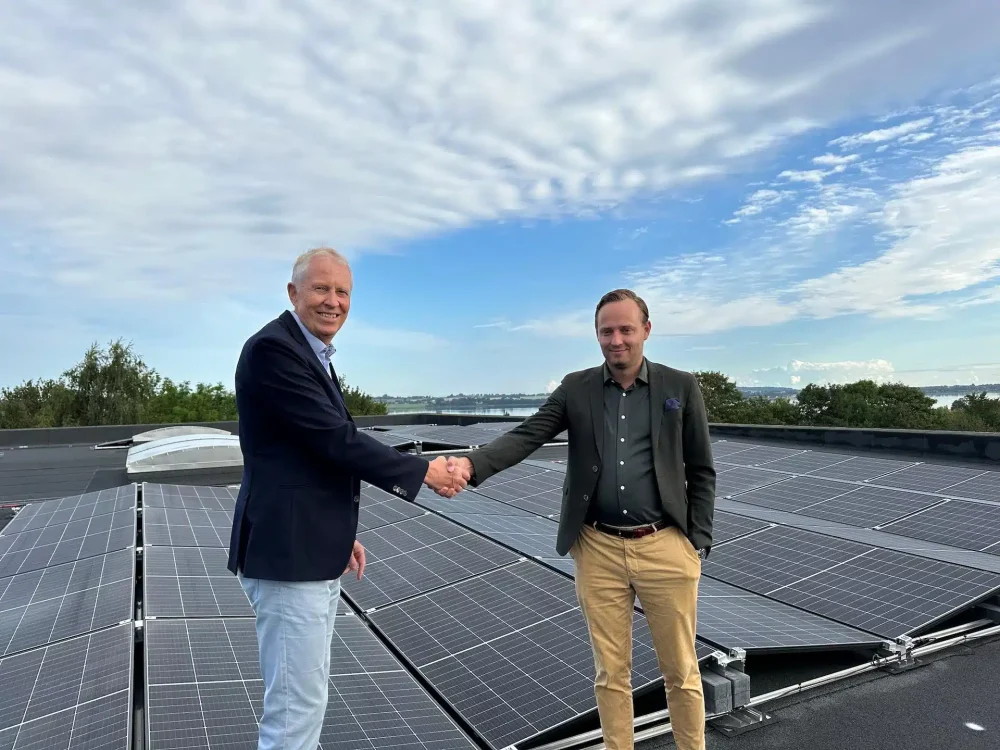 Stenhus Gymnasiums tagbaserede solcelleanlæg
